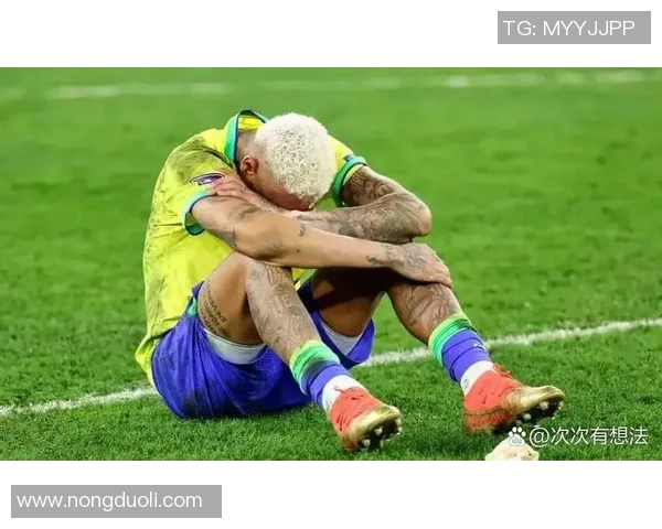 足球明星小布10号的辉煌历程与传奇瞬间揭秘 足球明星小布10号的辉煌历程与传奇瞬间揭秘